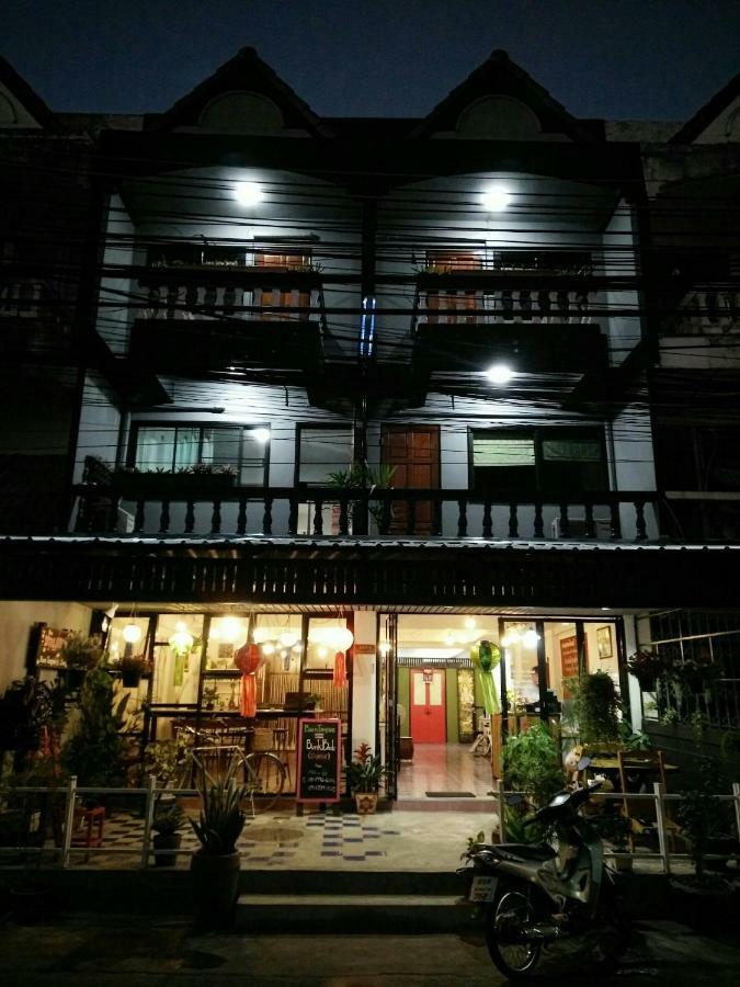 Hostel Tangmo House Chiang Mai Exterior foto